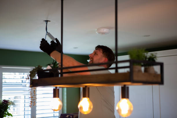 Best Residential Electrician Services  in Northbrook, IL